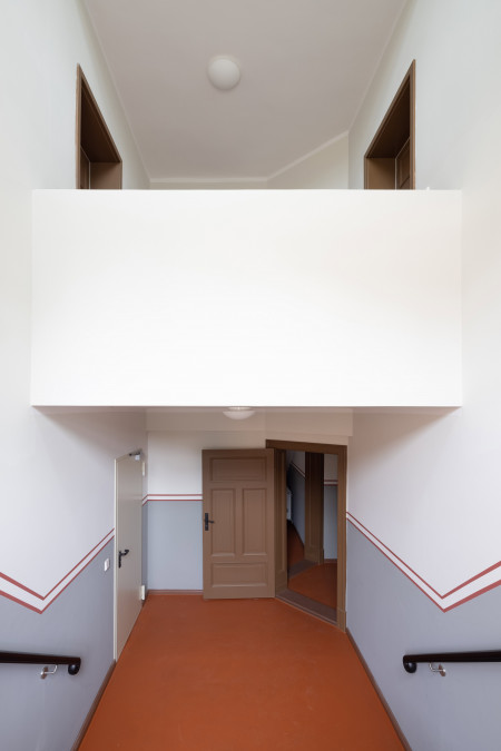 2208_214_whg_3228_max